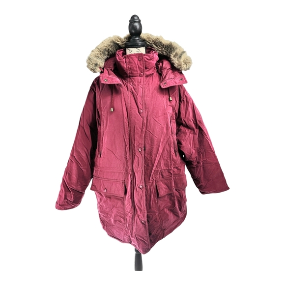 L.L. Bean Women's Burgundy Hooded Winter Jacket with Faux Fur Trim - Picture 2 of 7